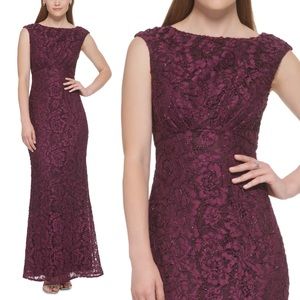 VINCE CAMUTOWomen's Cap-Sleeve Lace beaded plum Gown size 8 or 10